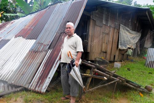 RUMAH HANYUT