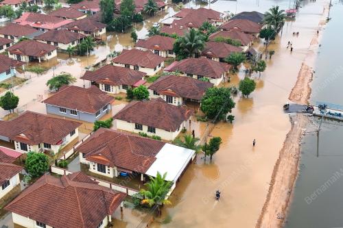 BANJIR TAMAN DESA TANJUNG DAMAI