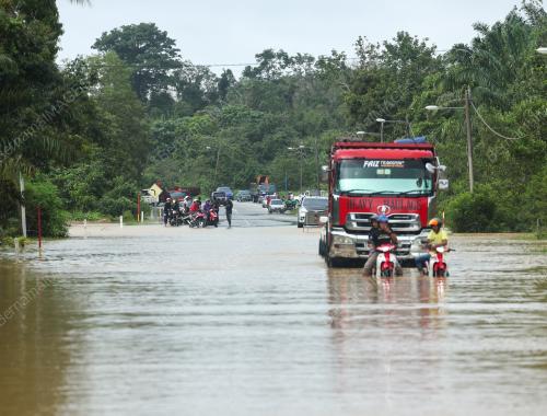 BANJIR DUNGUN