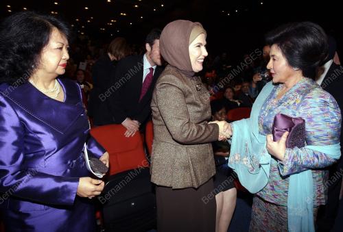DATIN SERI ROSMAH MANSOR