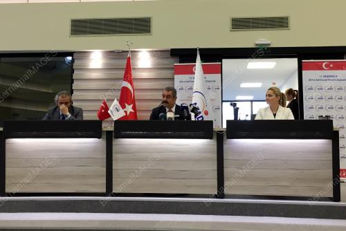 TUR01_21062017_REFUGEES