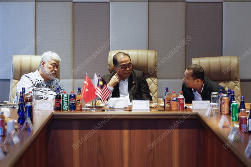 DATUK SERI MOHAMED KHALED NORDIN