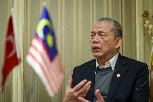 DATUK SERI FADILLAH YUSOF