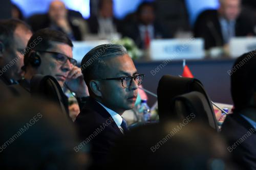 FAHMI FADZIL