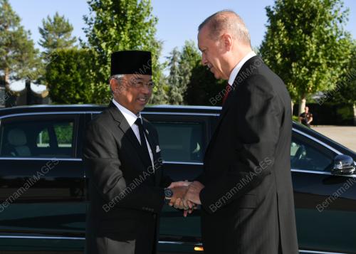 AL-SULTAN ABDULLAH RI'AYATUDDIN AL-MUSTAFA BILLAH SHAH 