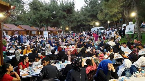 TUR03_25052019_IFTAR_SYRIA