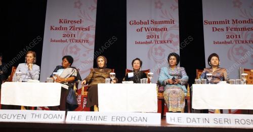 DATIN SERI ROSMAH MANSOR
