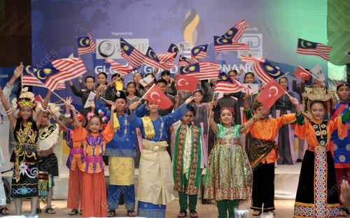 TUR06_27052016_ANUGERAH
