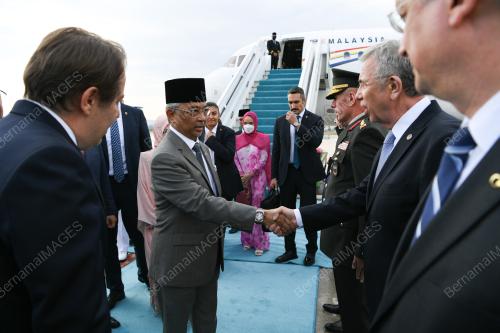 AL-SULTAN ABDULLAH RI'AYATUDDIN AL-MUSTAFA BILLAH SHAH 