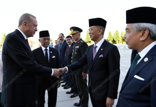 AL-SULTAN ABDULLAH RI'AYATUDDIN AL-MUSTAFA BILLAH SHAH 