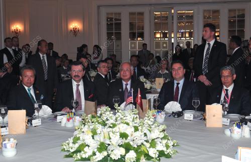 TUR09_17042014_HONOUR