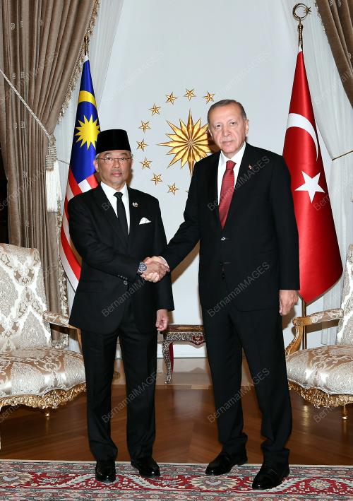 AL-SULTAN ABDULLAH RI'AYATUDDIN AL-MUSTAFA BILLAH SHAH 
