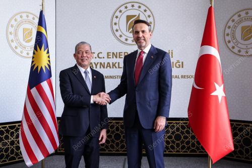 DATUK SERI FADILLAH YUSOF