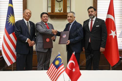 DATUK EDRON HAYATA AHMAD