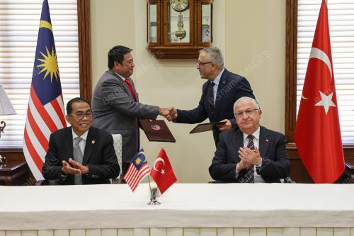 DATUK SERI MOHAMED KHALED NORDIN