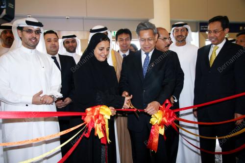 MUSTAPA MOHAMED