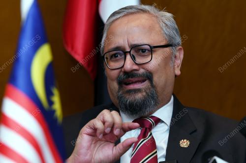 TENGKU DATUK SIRAJUZZAMAN TENGKU MOHAMED ARIFFIN