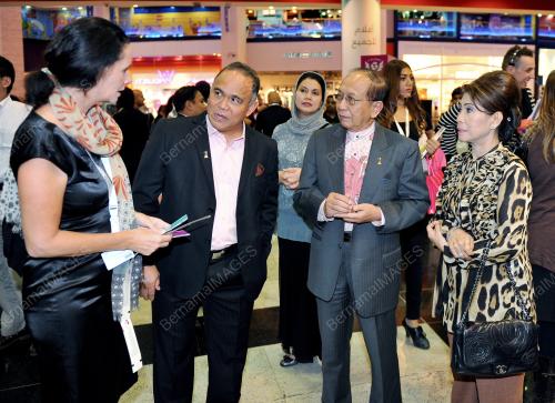 UAE02_12122012_RAIS