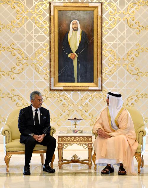 UAE02_29112019_AGONG