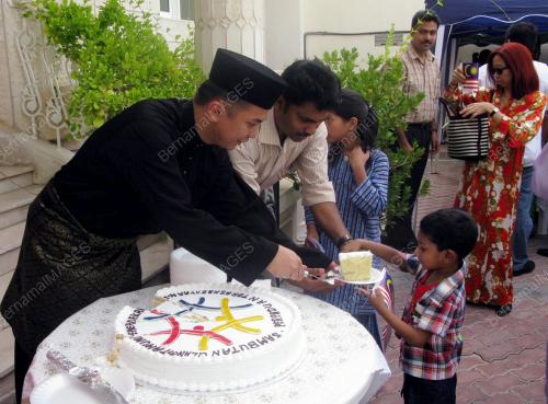 MALAYSIAN CELEBRATING MERDEKA IN ABU DHABI