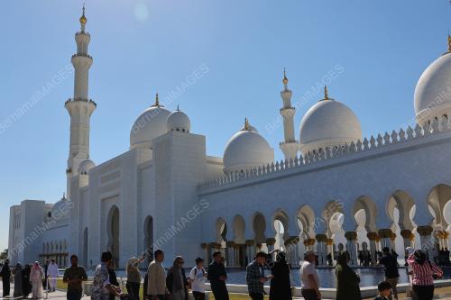 MERCU TANDA ABU DHABI
