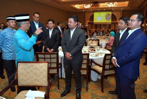 UAE06_12062019_AGONG