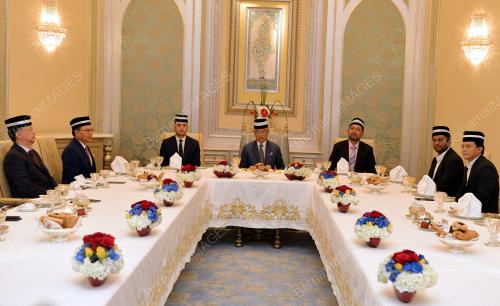 UAE06_14062019_AGONG