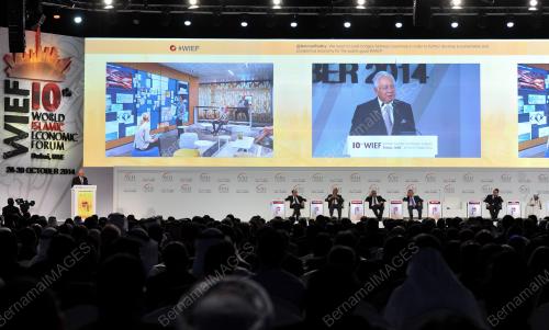 UAE06_28102014_WIEF