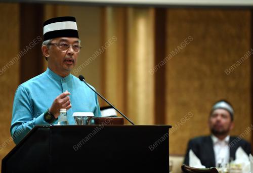 UAE07_12062019_AGONG
