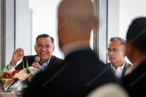 FAHMI FADZIL