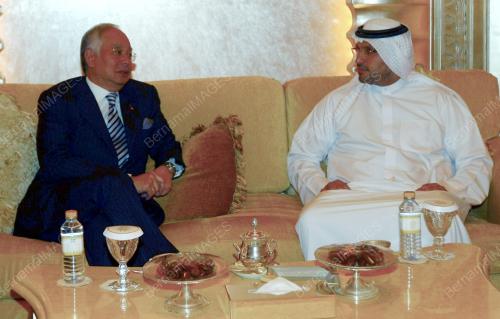 UAE08_30012011_PM_INVEST