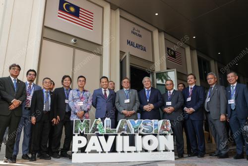 TAN SRI ABANG JOHARI TUN OPENG