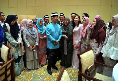UAE09_12062019_AGONG