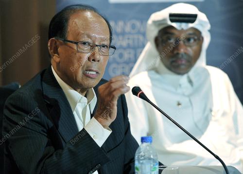 UAE09_27102014_WIEF
