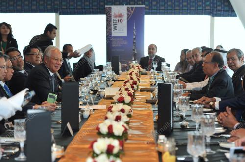 UAE10_29102014_WIEF