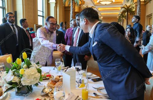 DATUK SERI ANWAR IBRAHIM