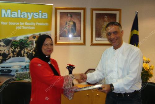 HYRAX OIL & THE SAUDI COMPANY OF CHEMICAL TRADING