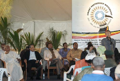 DR MAHATHIR MOHAMAD