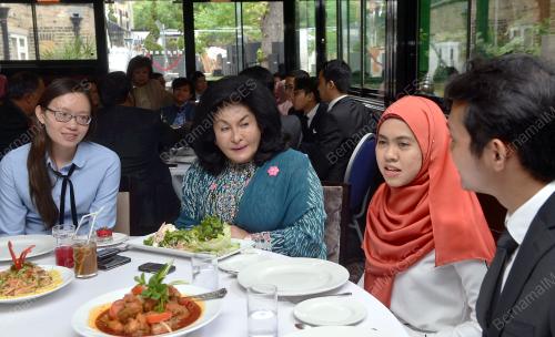 UK01_07052017_ROSMAH