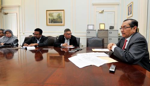UK02_13052016_AHMAD_RASIDI