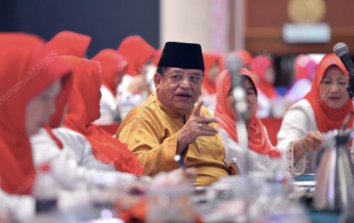 UMN140_26112014_WANITA