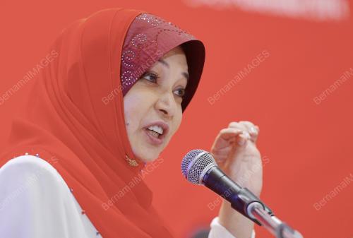 UMN141_26112014_WANITA