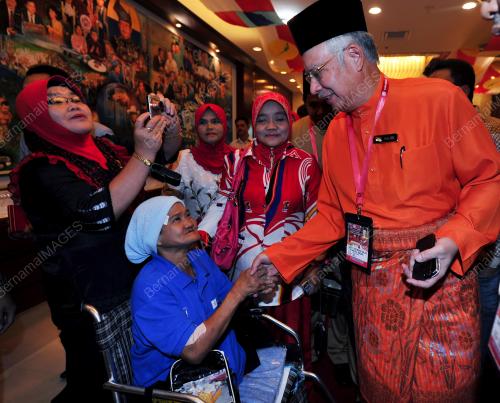 UMNO01_01122012_UMNO