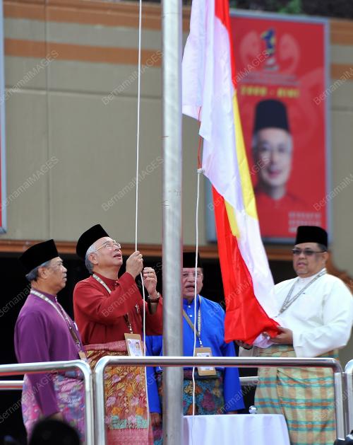 UMNO01_05122013_PM
