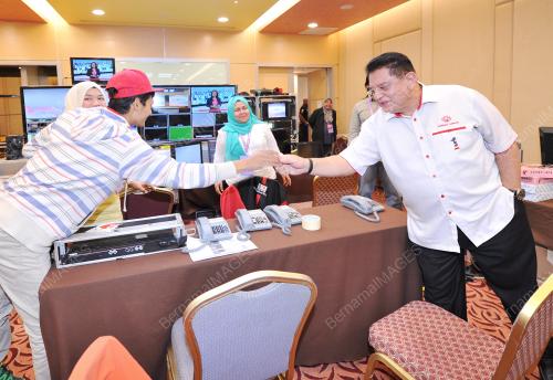 UMNO01_08122015_PERSEDIAAN