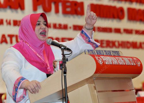 UMNO01_28112012_PUTERI_UMNO