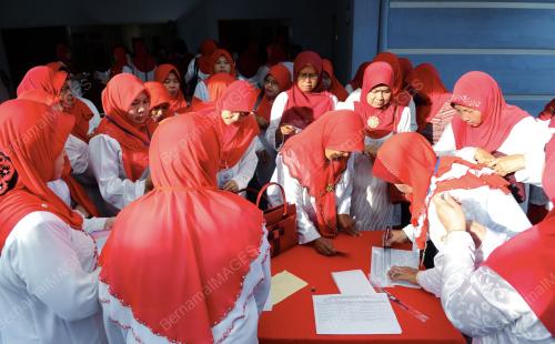 UMNO02_12102013_WANITA
