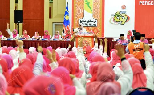 UMNO04_09122015_PUTERI