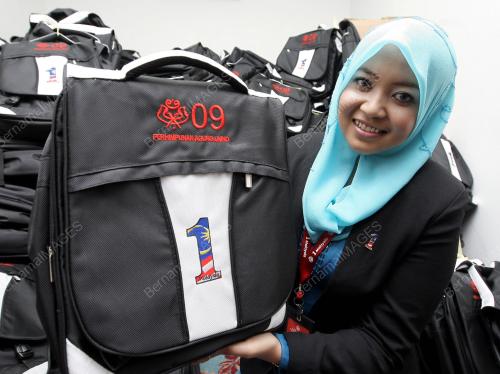 PERSIAPAN PERHIMPUNAN UMNO 2009