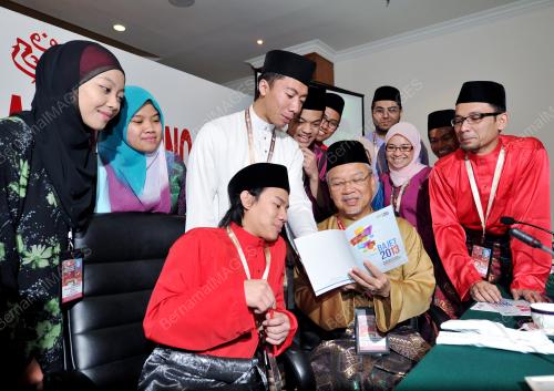 UMNO05_01122012_UMNO